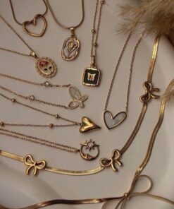 Trang Sức Vùng Cổ (The Necklace Statement)